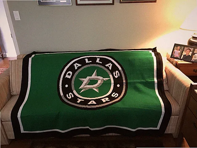 Jennick Associates LLC. Blanket Dallas Stars NHL Hockey blanket, heavy