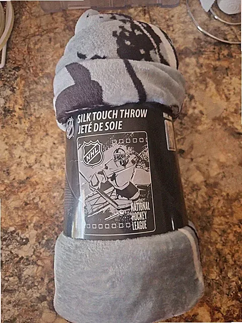 NHL Logo Silk Touch Throw Blanket 46x60 NEW gray & Black National Hockey League