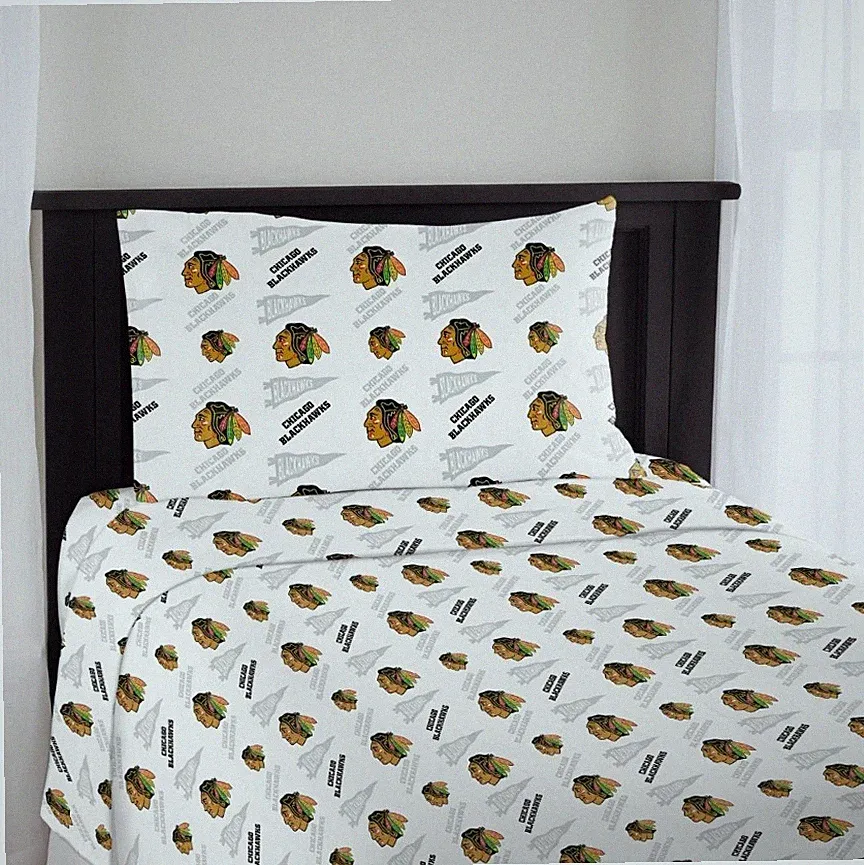 NHL Officially Licenced Chicago Blackhawks Hockey Logo FULL Bed Sheet Set NEW