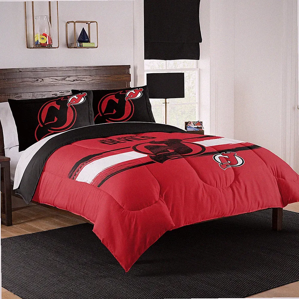 NHL Officially Licensed New Jersey Devils Comforter & Sham Set