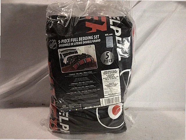 NHL Philadelphia Flyers 5-Piece Full Bedding Set