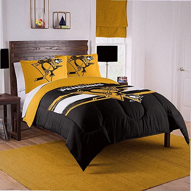 NHL Pittsburgh Penguins Officially Licenced Comforter & Sham set