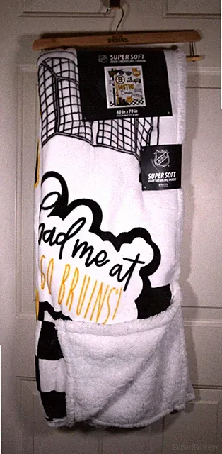 NWT NHL Boston Bruins Faux Shearling Throw Blanket 60" x 70" Pegasus Sports LLC