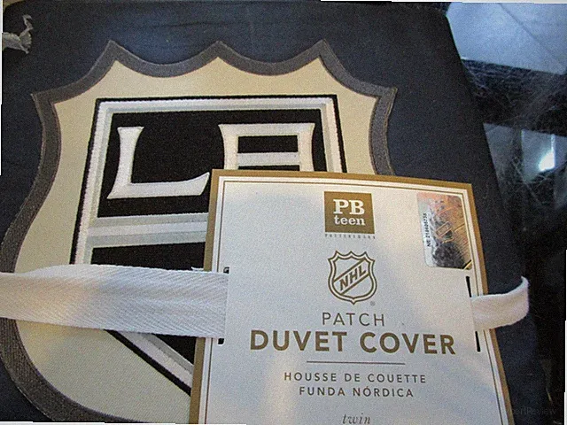 Pottery Barn Teen NHL Hockey LA Kings Twin duvet navy blue New